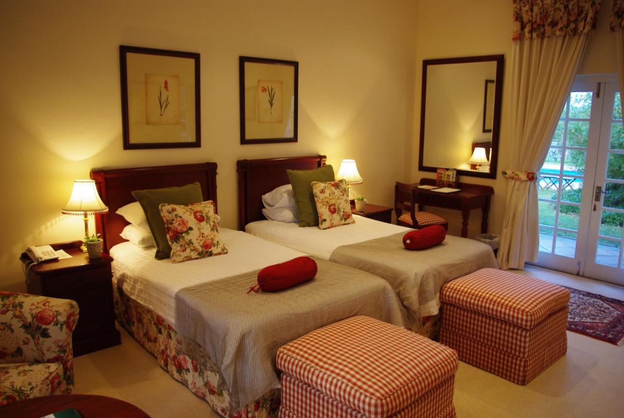 Lyngrove Wines & Guesthouse Stellenbosch Bagian luar foto